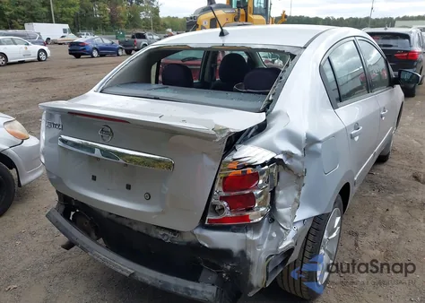 2011 Nissan Sentra 2.0S z USA, uszkodzony, nr VIN 3N1AB6AP0BL661923